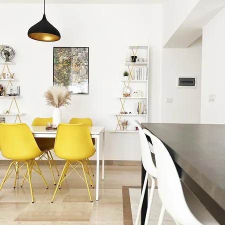 Apartment Yellow Sweet *