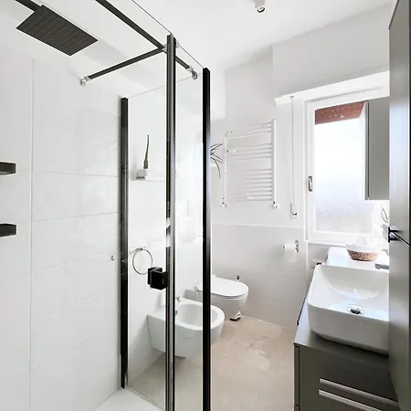 Apartment Yellow Sweet Rome