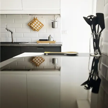 Apartment Yellow Sweet *